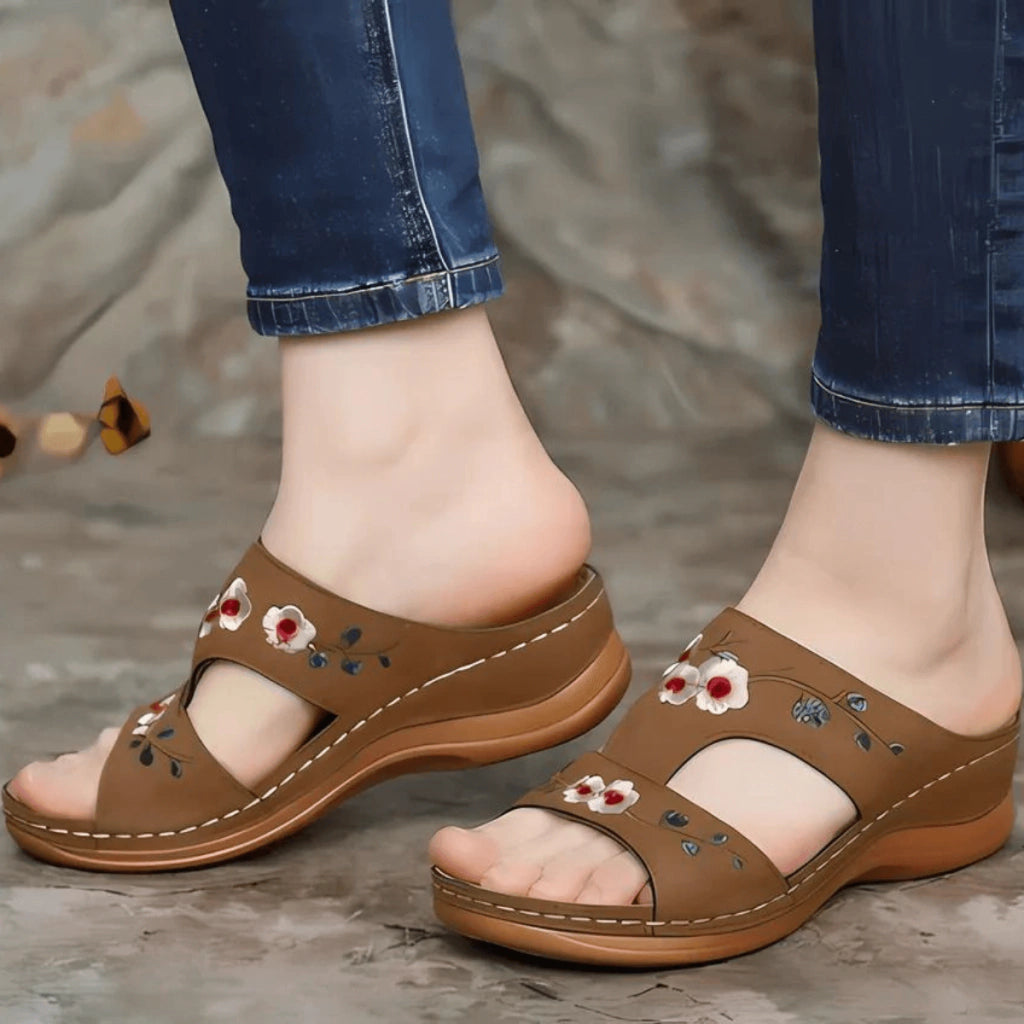 sandalia-feminina-marrom-blossom-loja-ortopedic